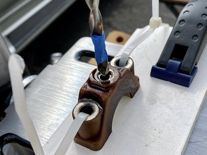 Valve covers stripped threads fix DIY